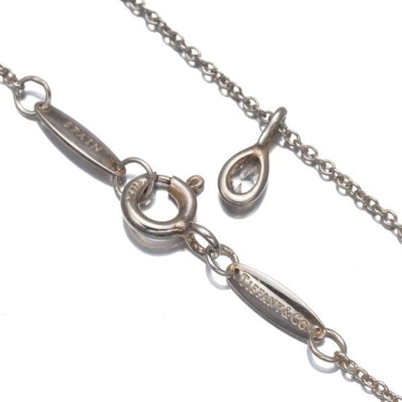 Tiffany & Co. Peretti By The Yard Pear Tear Diamond Pendant Necklace Silver 16" - Picture 3 of 4